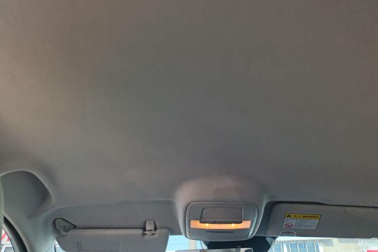 Used MG 4 EV 2023 415 km Range Sea-Faring Champion Edition Headliner