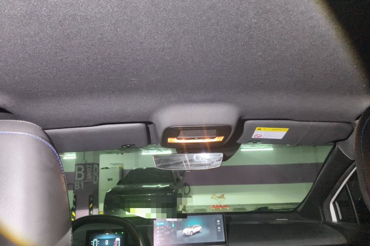 Used MG 4 EV 2023 415 km Range Sea-Faring Champion Edition Headliner