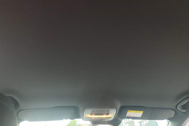 Used MG 4 EV 2023 415 km Range Sea-Faring Champion Edition Headliner