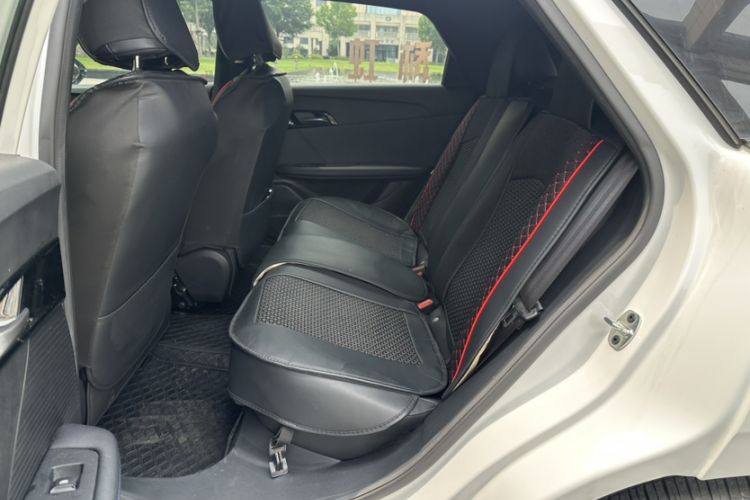 Used MG 4 EV 2023 415 km Range Sea-Faring Champion Edition Interior 12