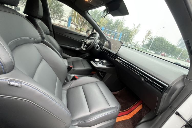 Used MG 4 EV 2023 415 km Range Sea-Faring Champion Edition Interior 12