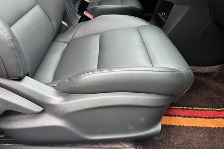 Used MG 4 EV 2023 415 km Range Sea-Faring Champion Edition Interior 13