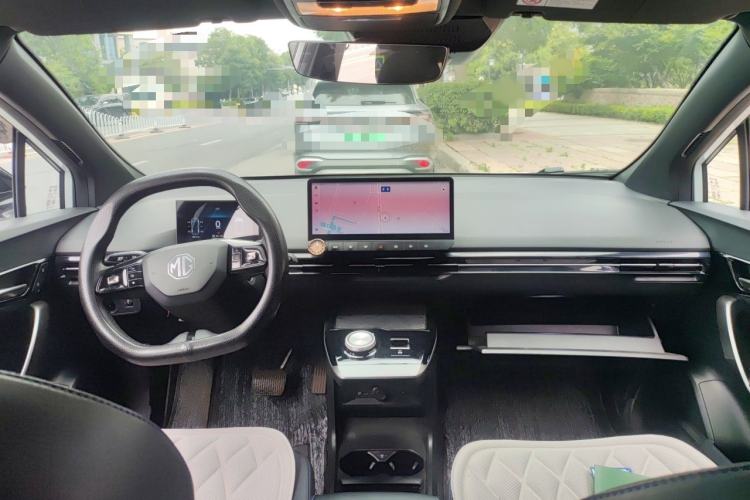 Used MG 4 EV 2023 415 km Range Sea-Faring Champion Edition Interior 2