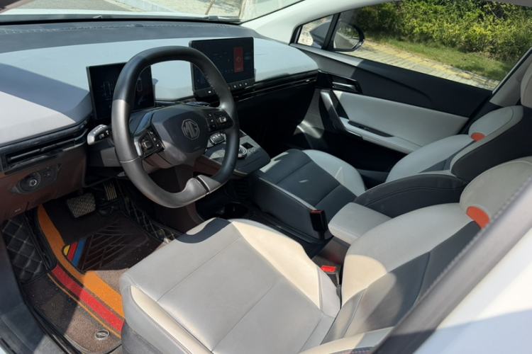 Used MG 4 EV 2023 415 km Range Sea-Faring Champion Edition Interior 6