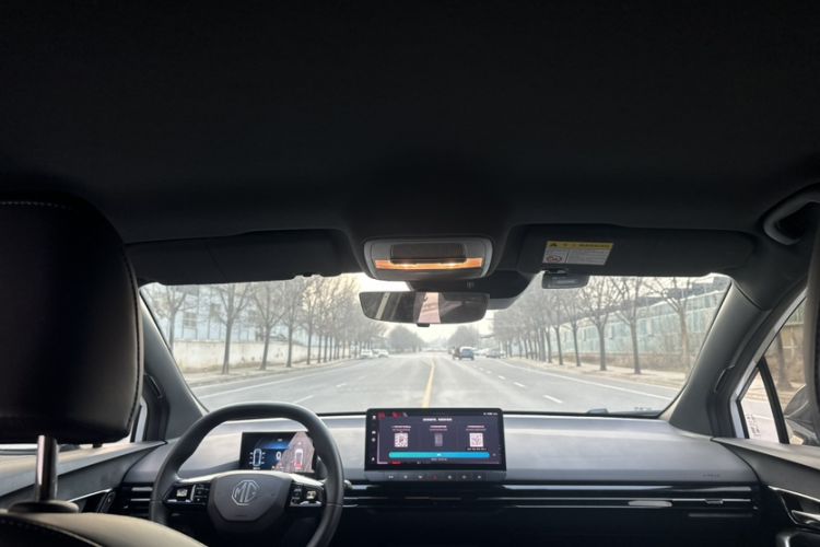 Used MG 4 EV 2023 415 km Range Sea-Faring Champion Edition Interior 8