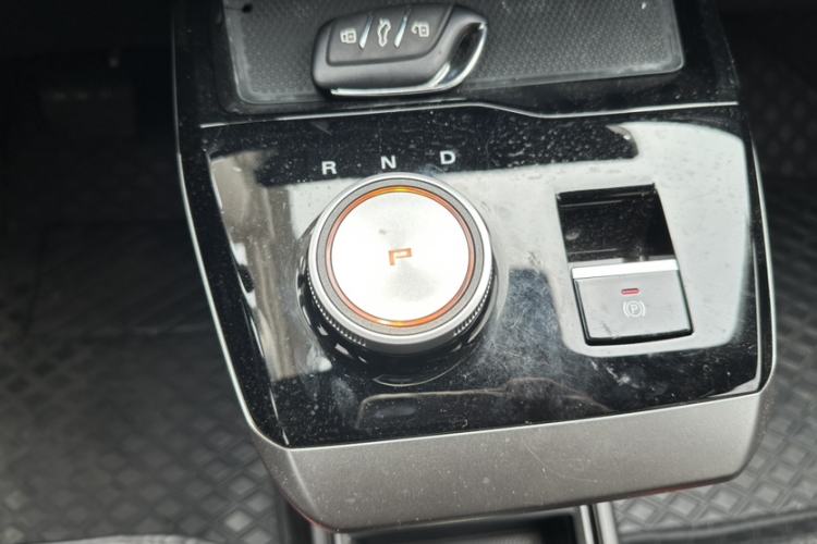 Used MG 4 EV 2023 415 km Range Sea-Faring Champion Edition Interior 9