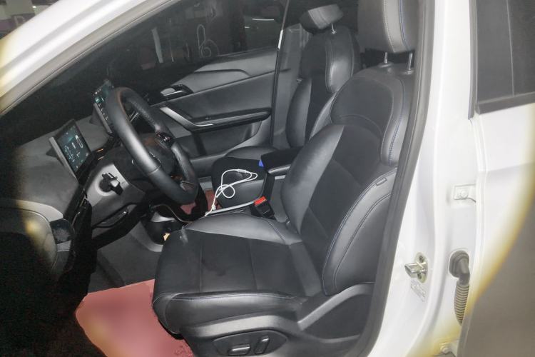 Used MG 4 EV 2023 415 km Range Sea-Faring Champion Edition Left Front Seat