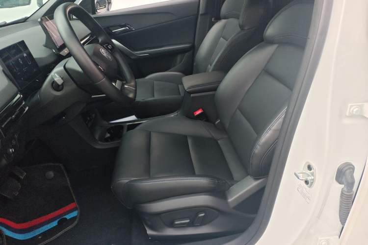 Used MG 4 EV 2023 415 km Range Sea-Faring Champion Edition Left Front Seat