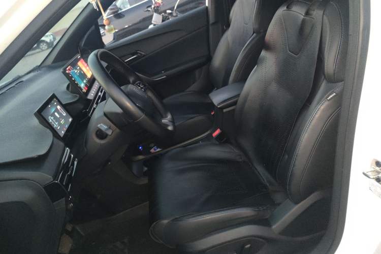 Used MG 4 EV 2023 415 km Range Sea-Faring Champion Edition Left Front Seat