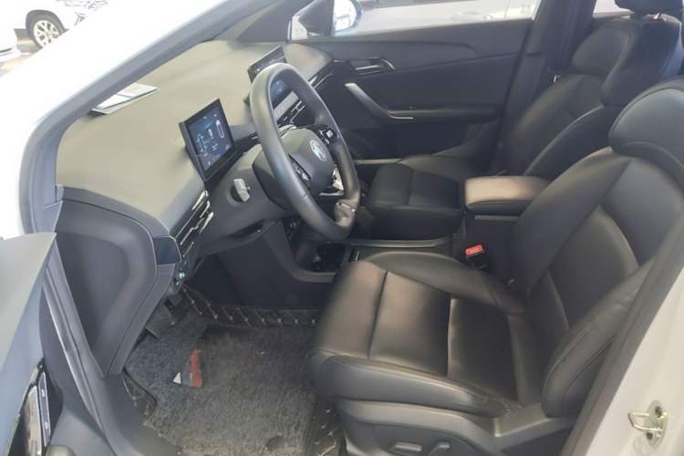Used MG 4 EV 2023 425km Executive Version Left Front Seat