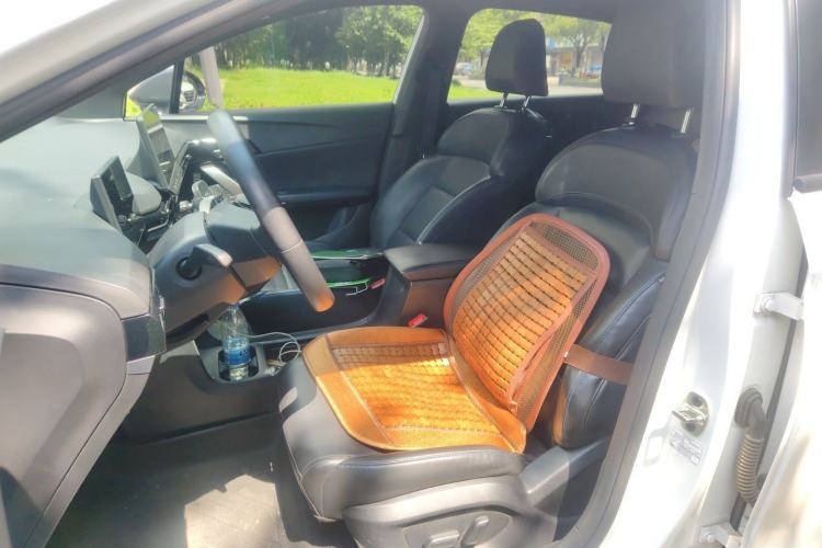 Used MG 4 EV 2023 415 km Range Sea-Faring Champion Edition Left Front Seat