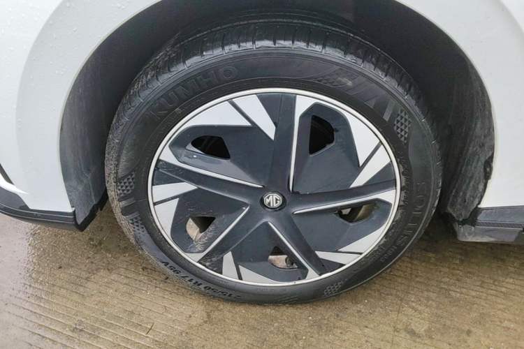 Used MG 4 EV 2023 415 km Range Sea-Faring Champion Edition Left Front Wheel Hub
