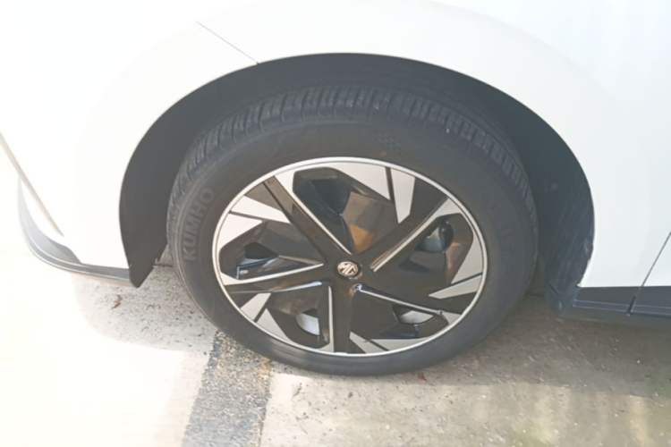 Used MG 4 EV 2023 415 km Range Sea-Faring Champion Edition Left Front Wheel Hub