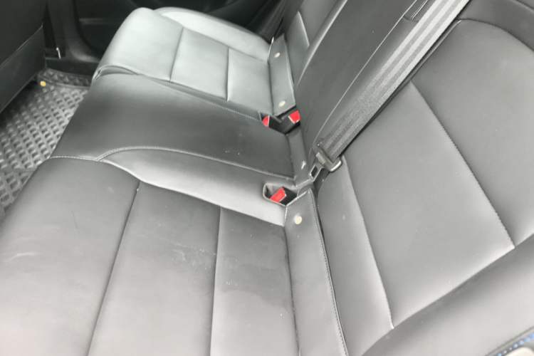 Used MG 4 EV 2023 415 km Range Sea-Faring Champion Edition Left Rear Seat
