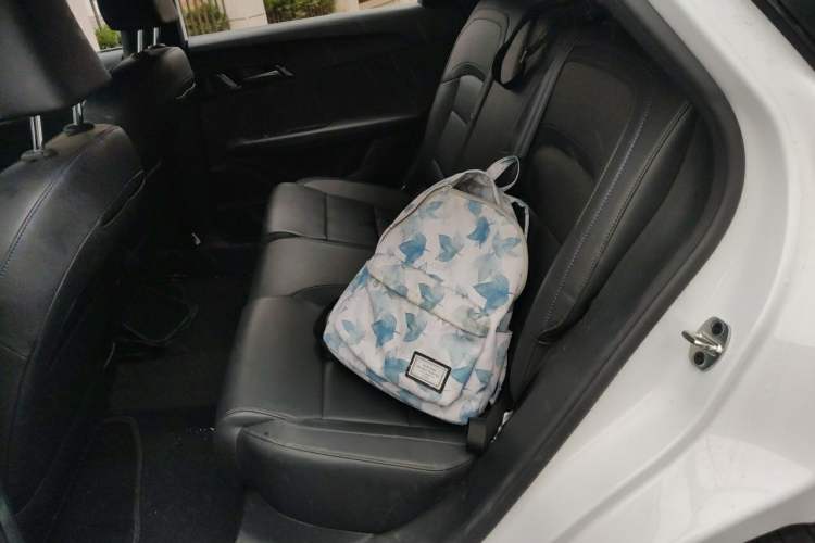 Used MG 4 EV 2023 415 km Range Sea-Faring Champion Edition Left Rear Seat