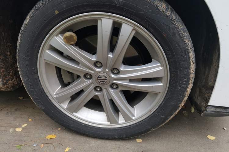Used MG 4 EV 2023 425km Executive Version Right Front Wheel Hub