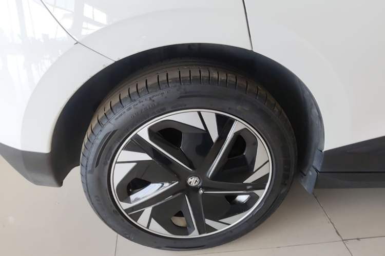 Used MG 4 EV 2023 425km Executive Version Right Rear Wheel Hub