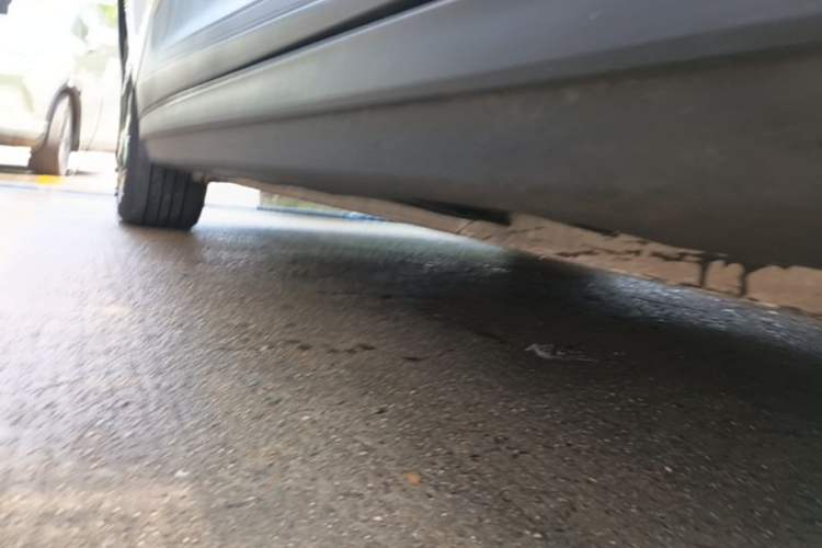 Used MG 4 EV 2023 415 km Range Sea-Faring Champion Edition Right Side Sill