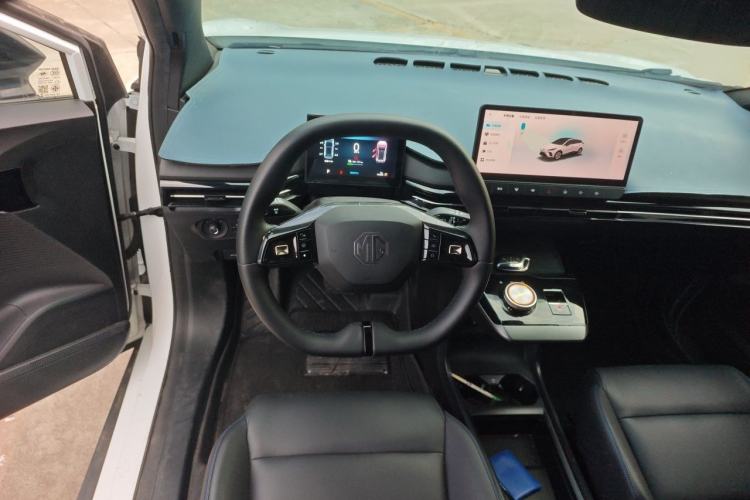 Used MG 4 EV 2023 415 km Range Sea-Faring Champion Edition Steering Wheel