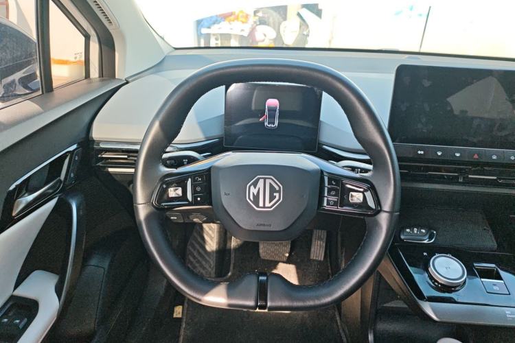 Used MG 4 EV 2023 415 km Range Sea-Faring Champion Edition Steering Wheel