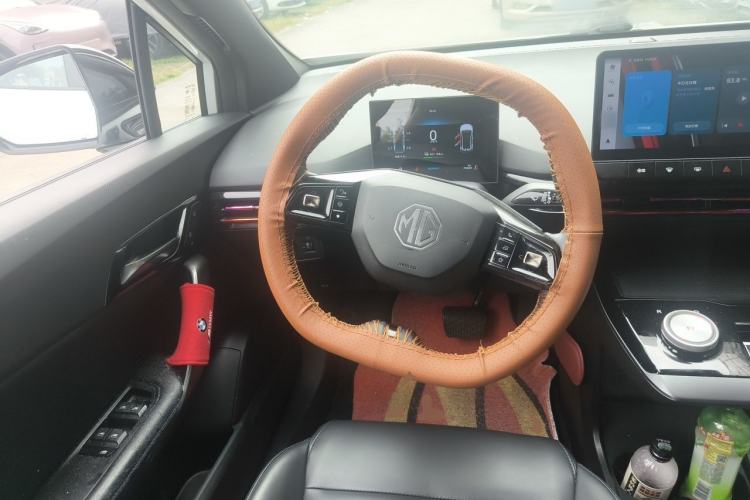 Used MG 4 EV 2023 415 km Range Sea-Faring Champion Edition Steering Wheel
