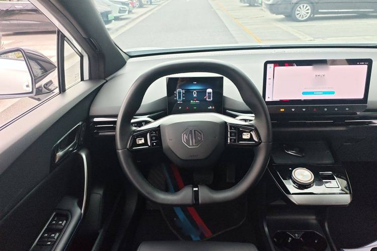 Used MG 4 EV 2023 415 km Range Sea-Faring Champion Edition Steering Wheel