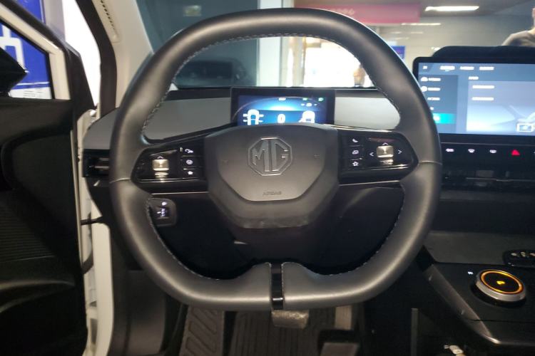 Used MG 4 EV 2023 415 km Range Sea-Faring Champion Edition Steering Wheel