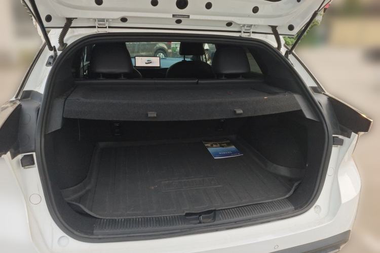 Used MG 4 EV 2023 415 km Range Sea-Faring Champion Edition Trunk
