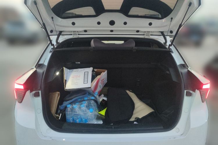 Used MG 4 EV 2023 415 km Range Sea-Faring Champion Edition Trunk