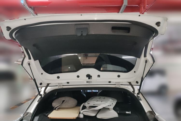 Used MG 4 EV 2023 415 km Range Sea-Faring Champion Edition Trunk
