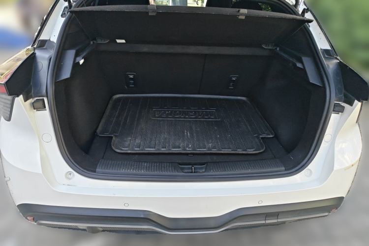 Used MG 4 EV 2023 415 km Range Sea-Faring Champion Edition Trunk