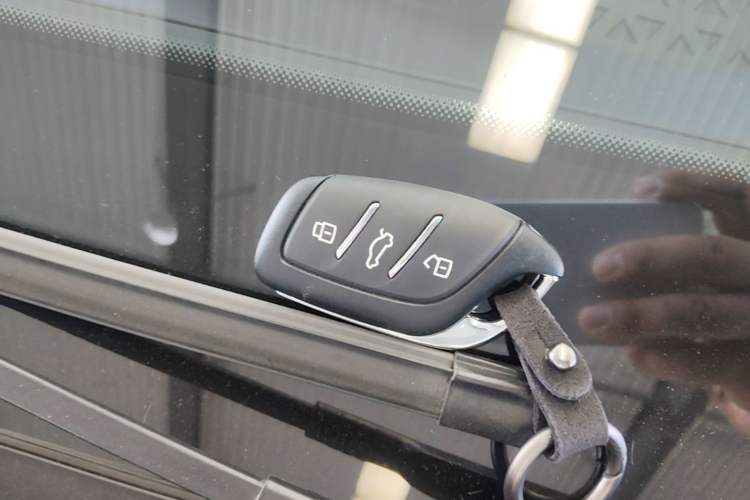 Used MG 4 EV 2023 425km Executive Version Vehicle Key