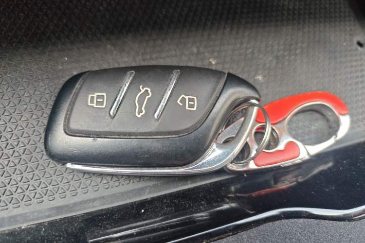 Used MG 4 EV 2023 415 km Range Sea-Faring Champion Edition Vehicle Key