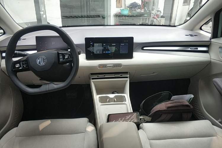 Used MG 4 EV 2026 Model 437 All-in-One Edition Center Console