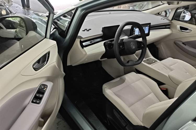Used MG 4 EV 2026 Model 437 All-in-One Edition Driver Seat