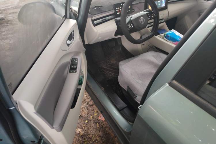 Used MG 4 EV 2026 Model 437 All-in-One Edition Driver Seat
