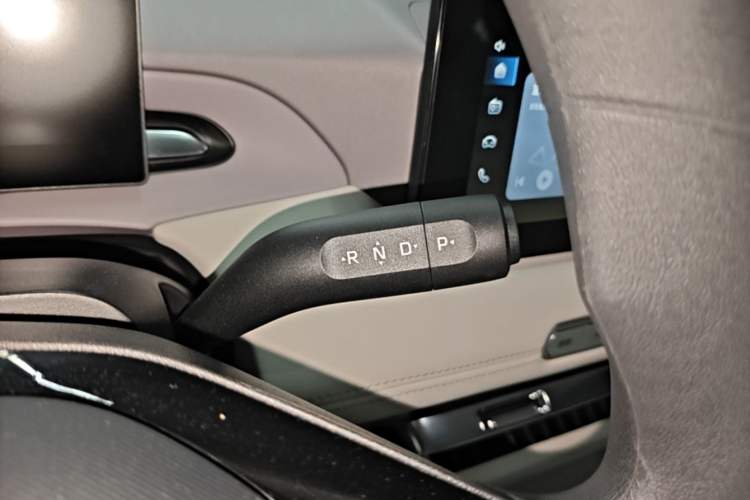 Used MG 4 EV 2026 Model 437 All-in-One Edition Gear Lever