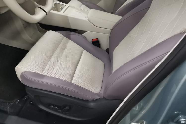 Used MG 4 EV 2026 Model 437 Freedom Edition Left Front Seat