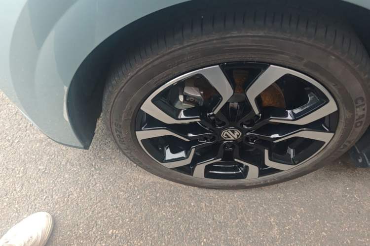 Used MG 4 EV 2026 Model 437 Freedom Edition Left Front Wheel Hub