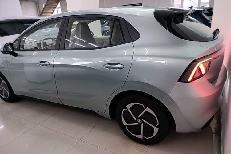 Used MG 4 EV 2026 Model 437 Composed Edition Rear Left 45 Deg