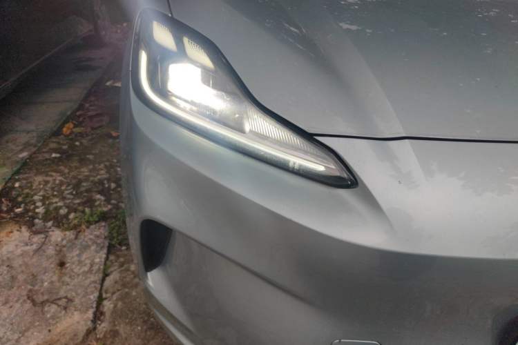 Used MG 4 EV 2026 Model 437 All-in-One Edition Right Front Headlight