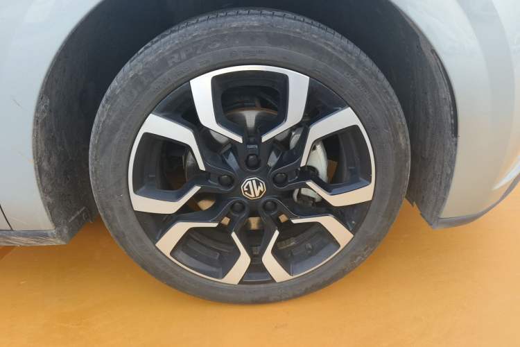 Used MG 4 EV 2026 Model 437 Freedom Edition Right Front Wheel Hub