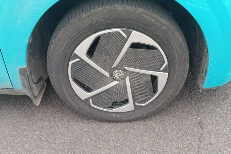 Used MG 4 EV 2026 Model 437 Composed Edition Right Front Wheel Hub