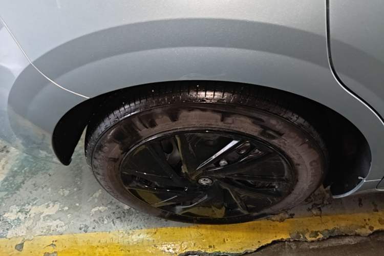 Used MG 4 EV 2026 Model 437 All-in-One Edition Right Rear Wheel Hub