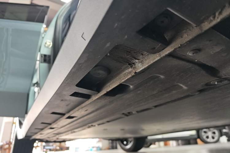 Used MG 4 EV 2026 Model 437 Freedom Edition Right Side Sill