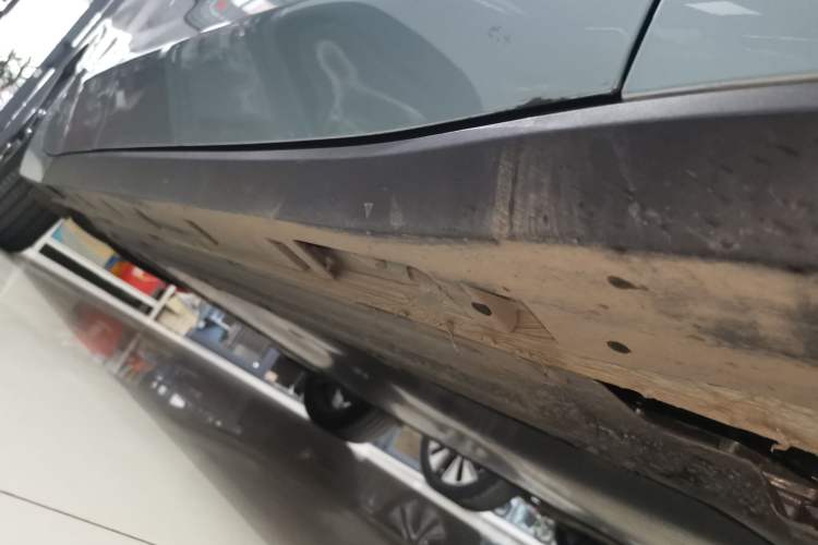 Used MG 4 EV 2026 Model 437 Freedom Edition Right Side Sill