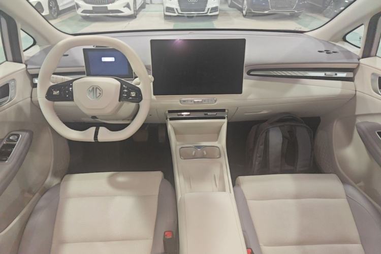 Used MG 4 EV 2026 Model 530 Smart Fun Edition Center Console