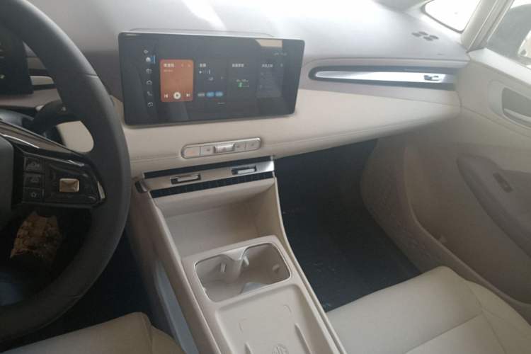 Used MG 4 EV 2026 Model 437 All-in-One Edition Audio And AC Panel