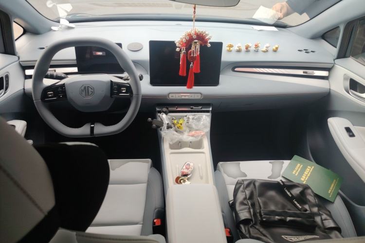 Used MG 4 EV 2026 Model 437 Composed Edition Center Console