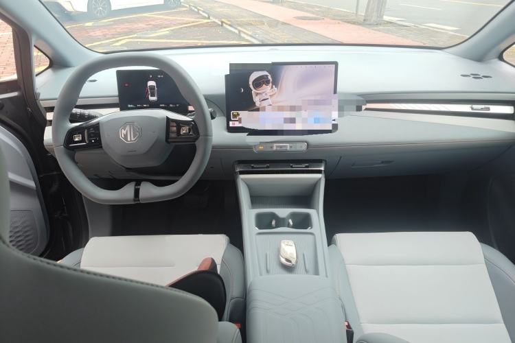Used MG 4 EV 2026 Model 437 Composed Edition Center Console